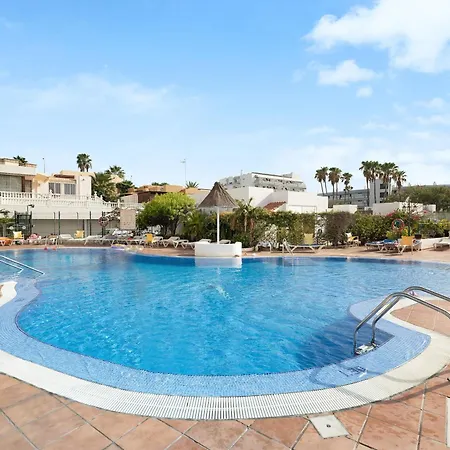 Geranios 407 * אדחה